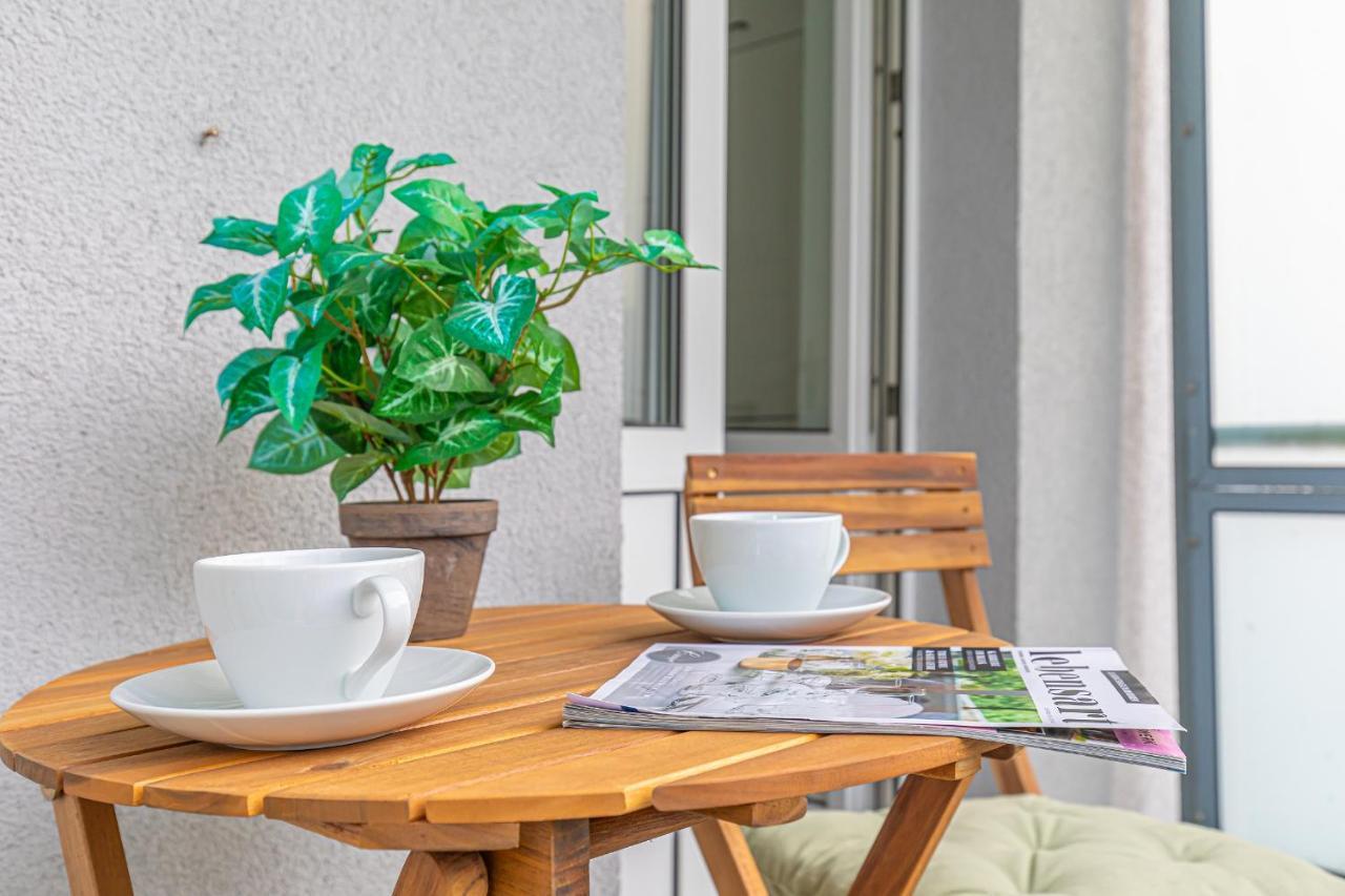 פלאנסבורג Fewo1846 - Kommood - Zentral Gelegenes Studio-Apartment Mit Balkon Im Hochparterre מראה חיצוני תמונה